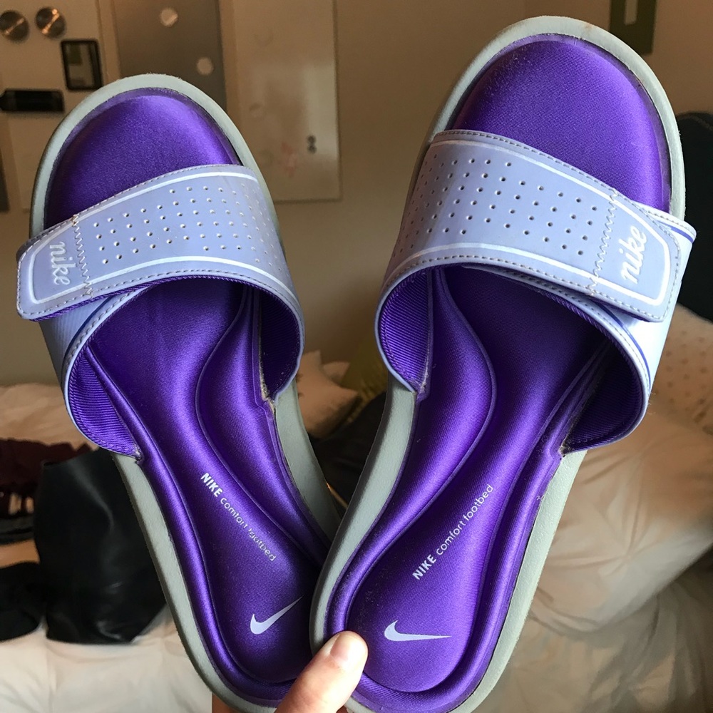 Nike Women’s Slides